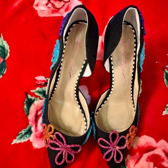 Betsey Johnson Women’s Kimara Rhinestone Doodle Embellished Pumps Size 11 Black - Picture 16 of 16